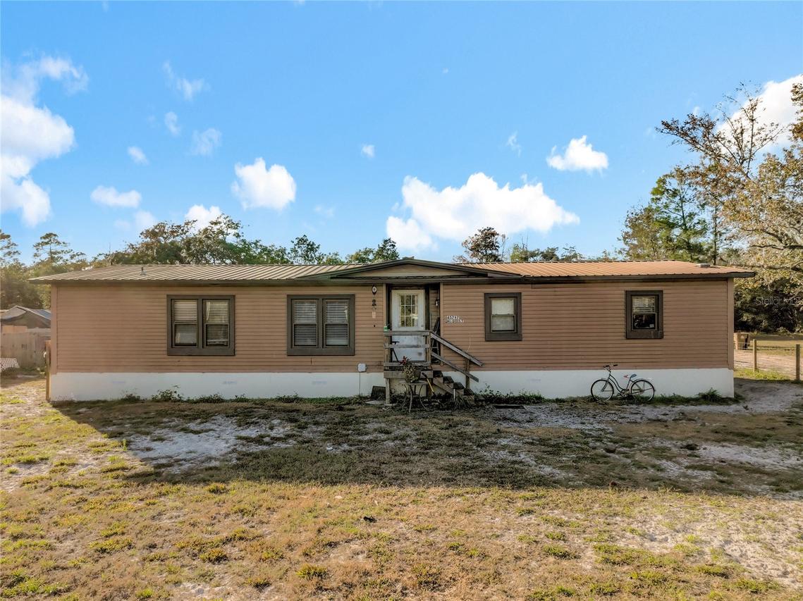 45797 Ohio St., Paisley, FL 32767