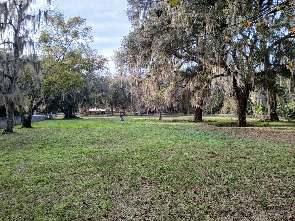 Cty Rd 434b, Lake Panasoffkee, FL 33538