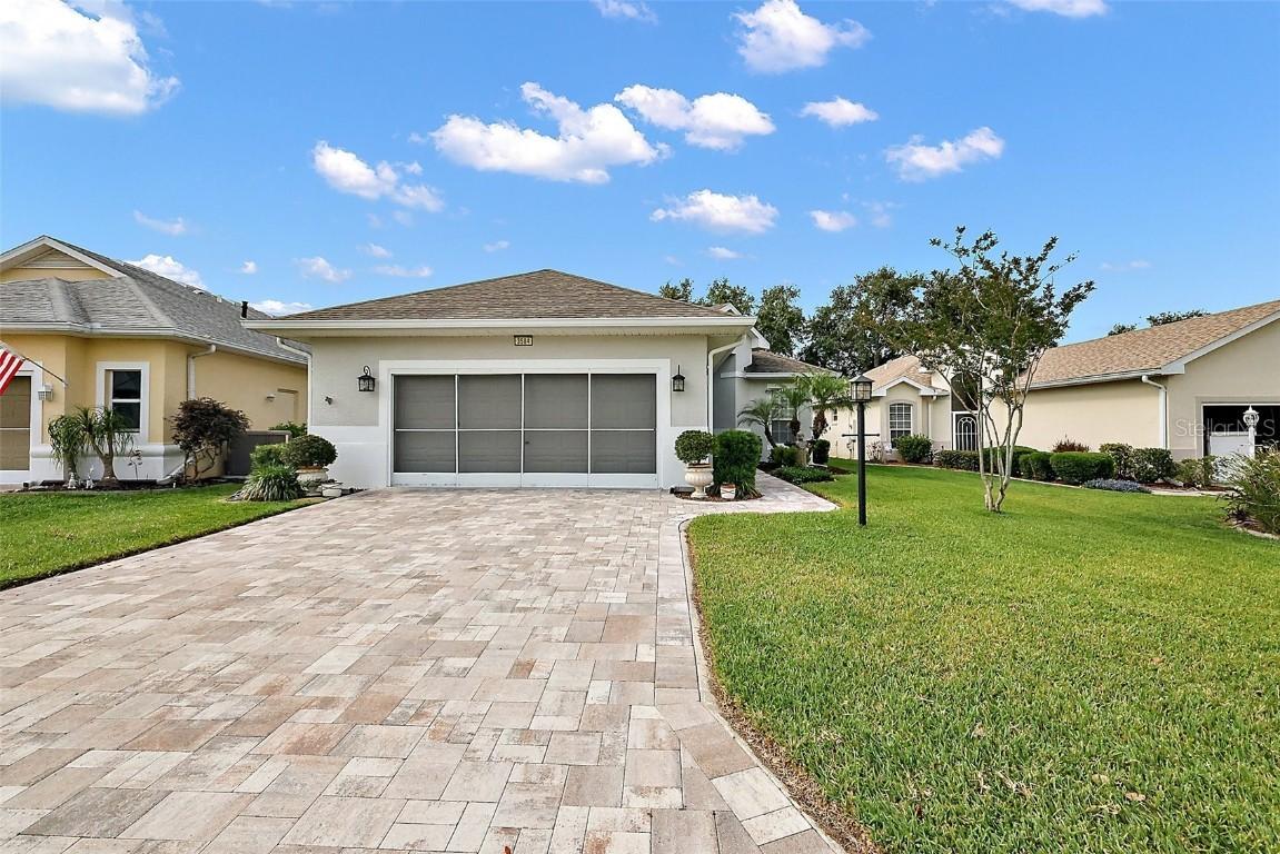 3584 Tropical Seas Loop, Tavares, FL 32778
