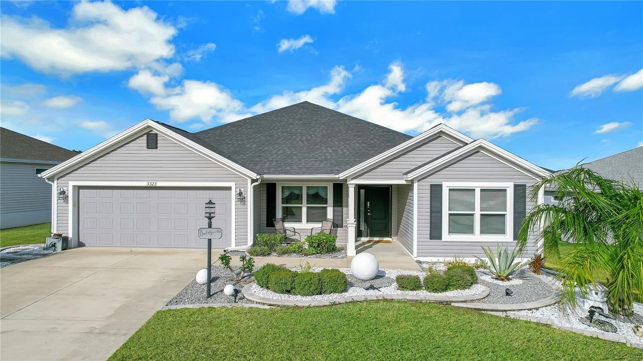 3323 Rohan Rd., Oxford, FL 34484