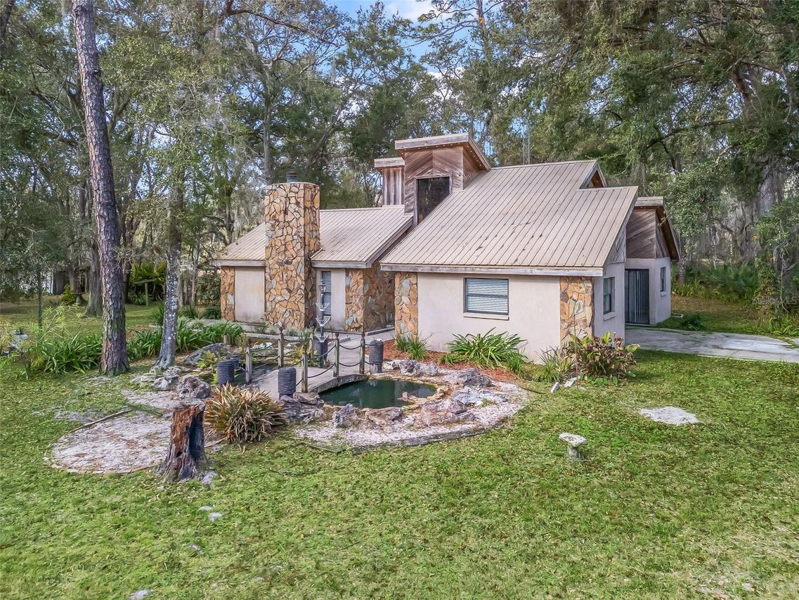 11398 Cr 682, Webster, FL 33597