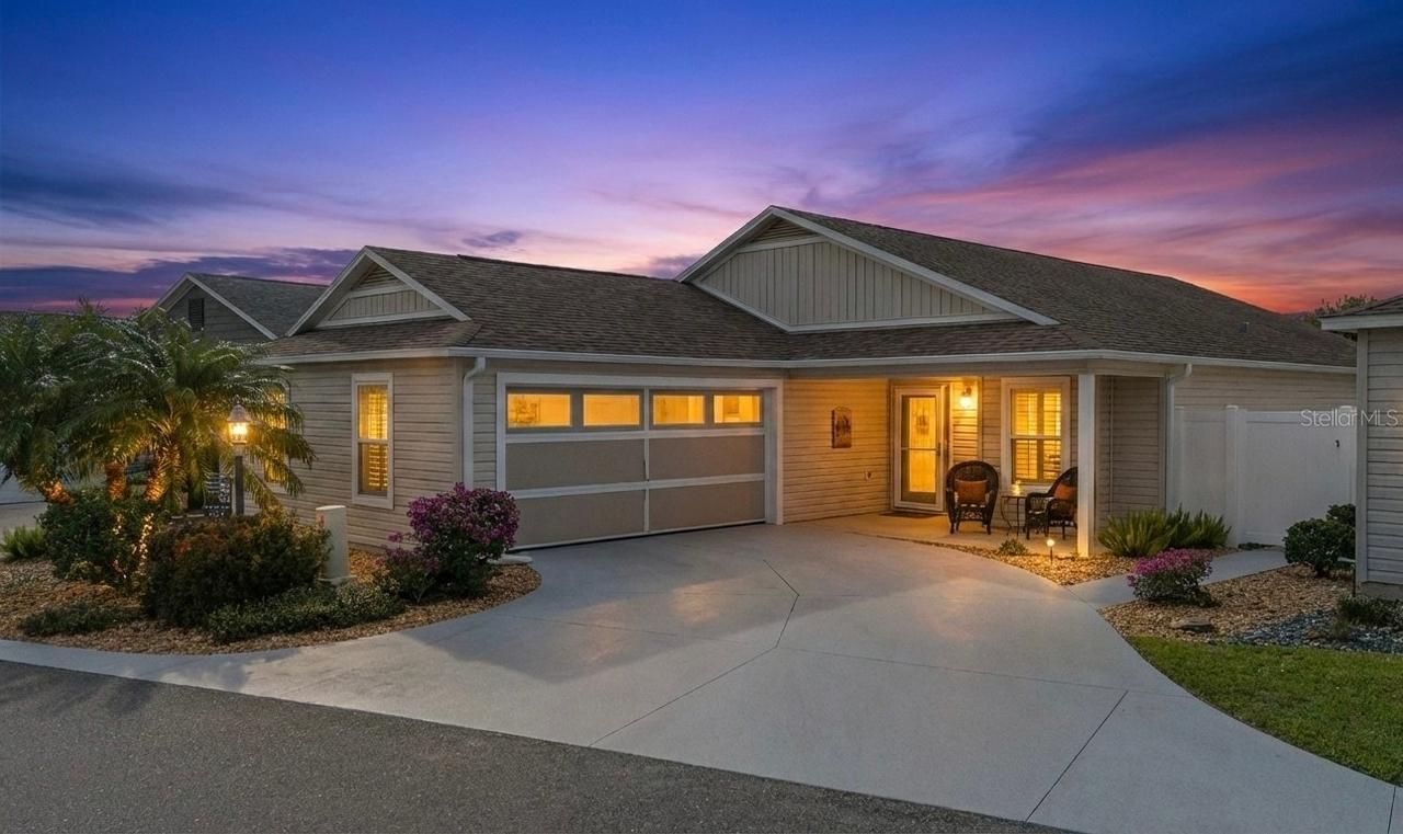 552 Wekiva St., The Villages, FL 32163