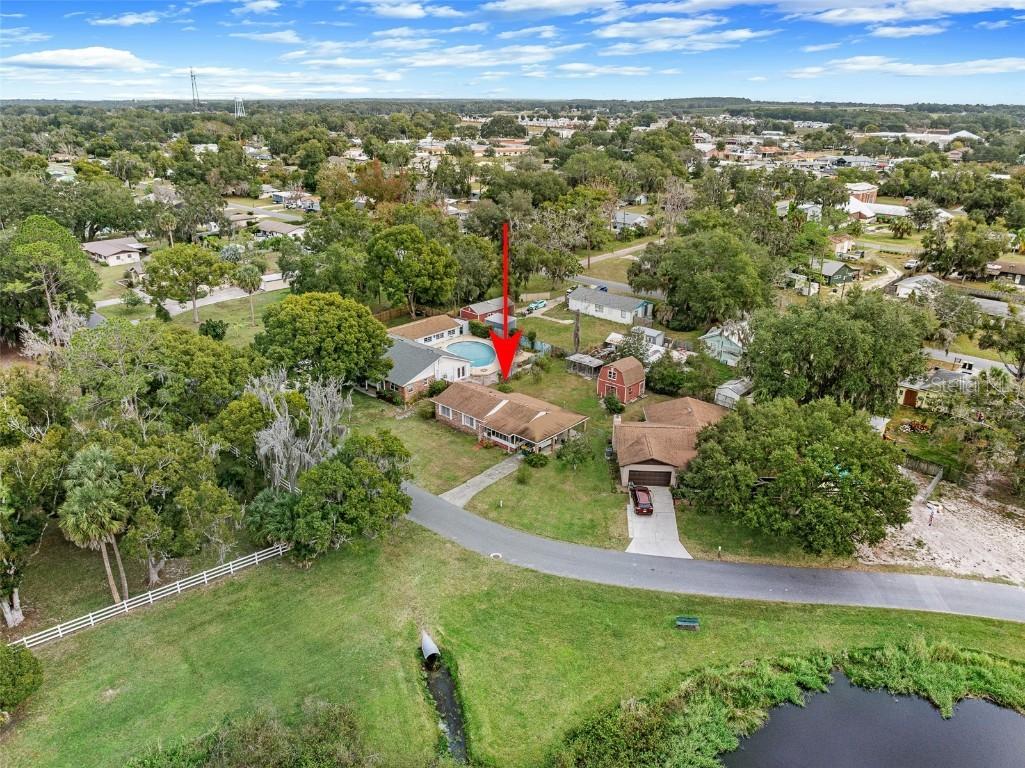 470 Ogden Ave., Umatilla, FL 32784