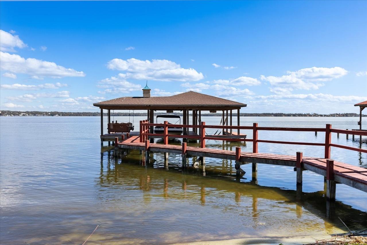 3001 Lakeshore Dr., Mount Dora, FL 32757