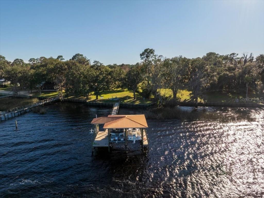 116 Crescent Lake Shore Dr., Crescent City, FL 32112