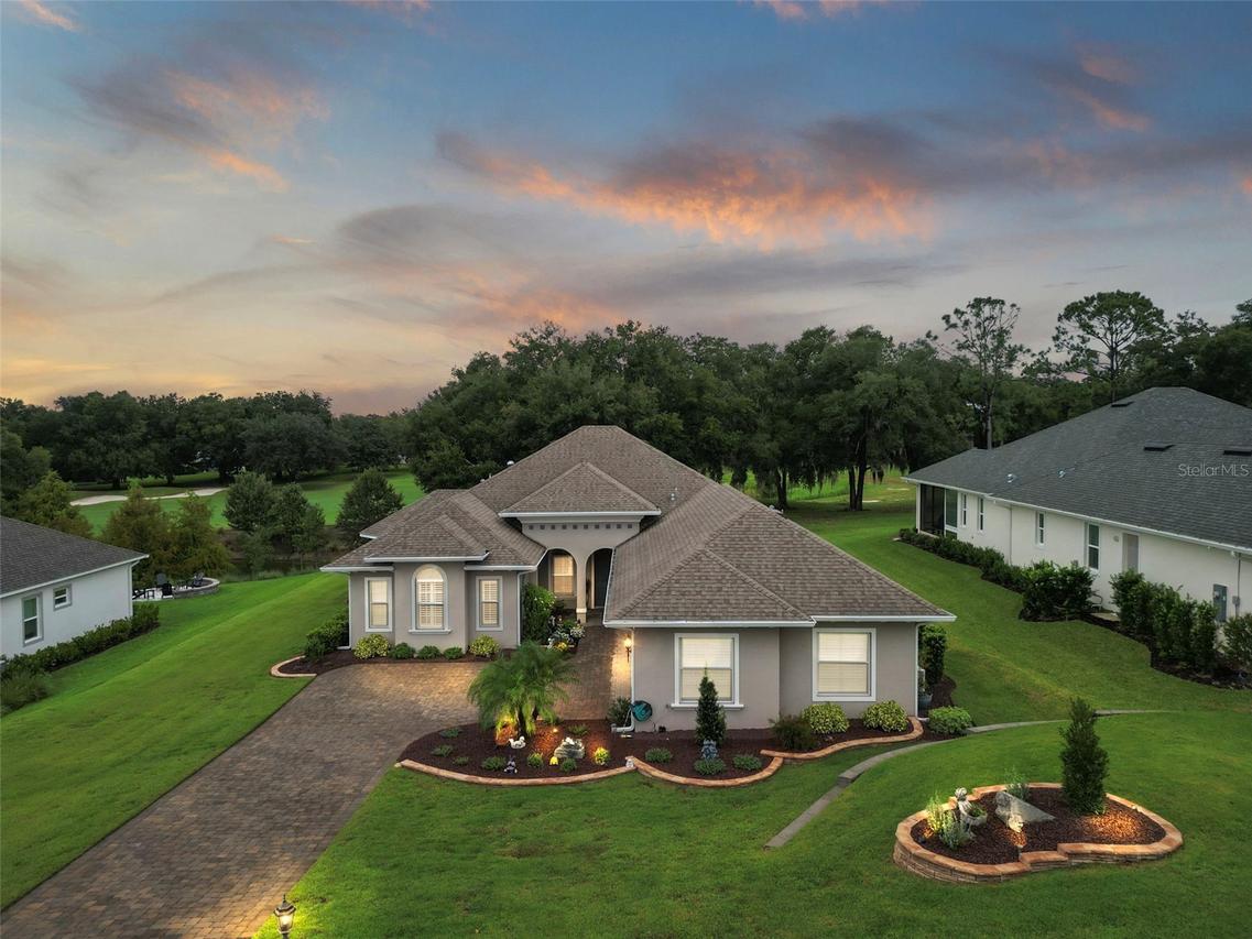 5096 Greens Dr., Lady Lake, FL 32159