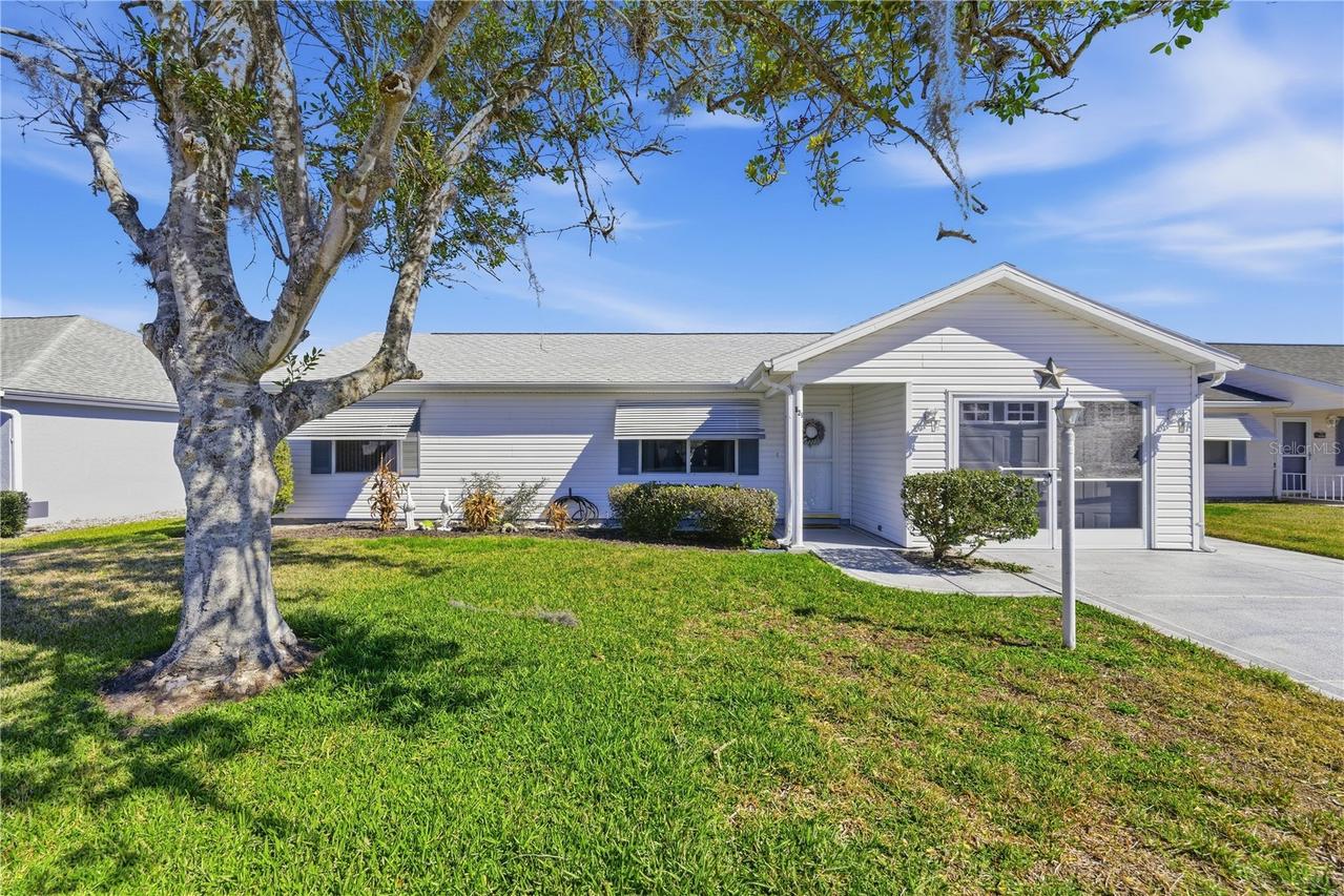 529 Valencia Pl., The Villages, FL 32159