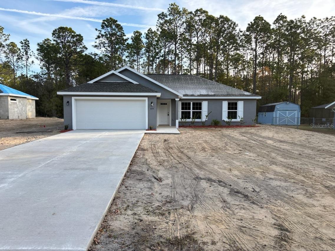 9175 N Commodore Dr., Dunnellon, FL 34434