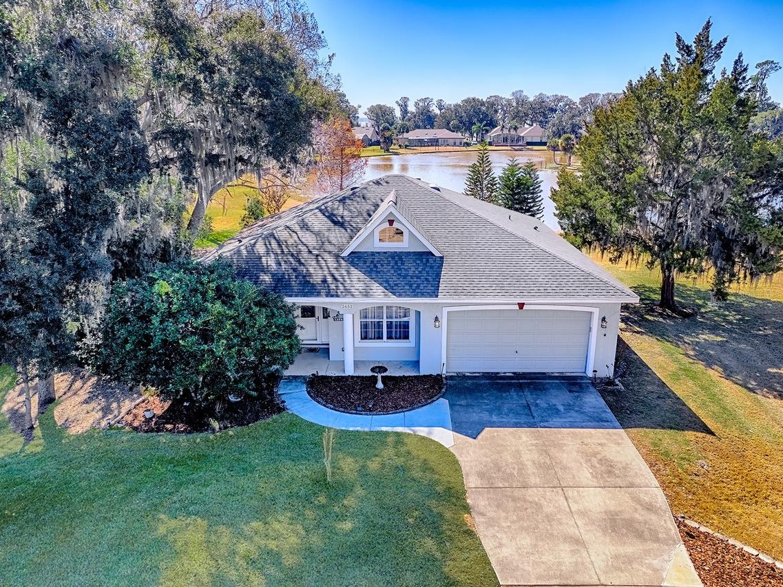 2652 Grand Island Shores Rd., Eustis, FL 32726
