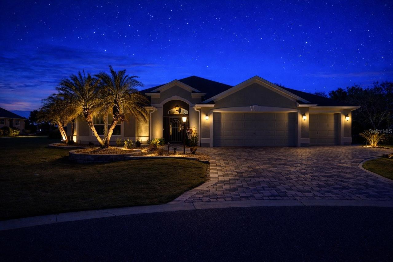 554 Socastee Pl., The Villages, FL 32163