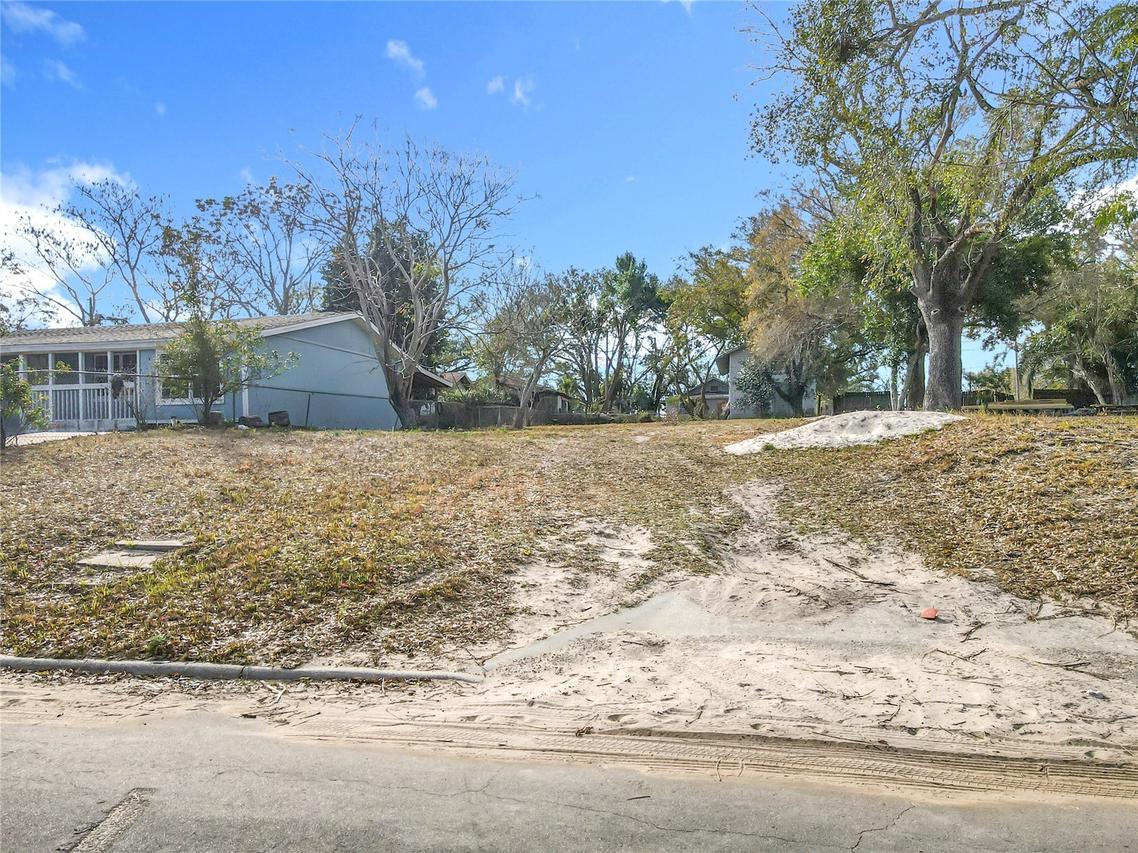 309 Weaver Ave., Lake Wales, FL 33853