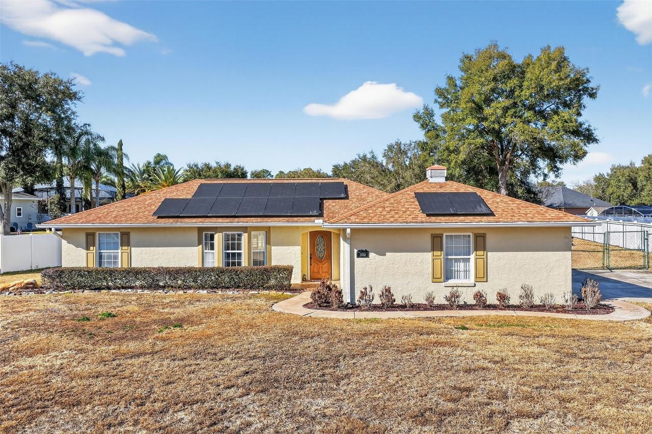 13523 Biscayne Dr., Grand Island, FL 32735