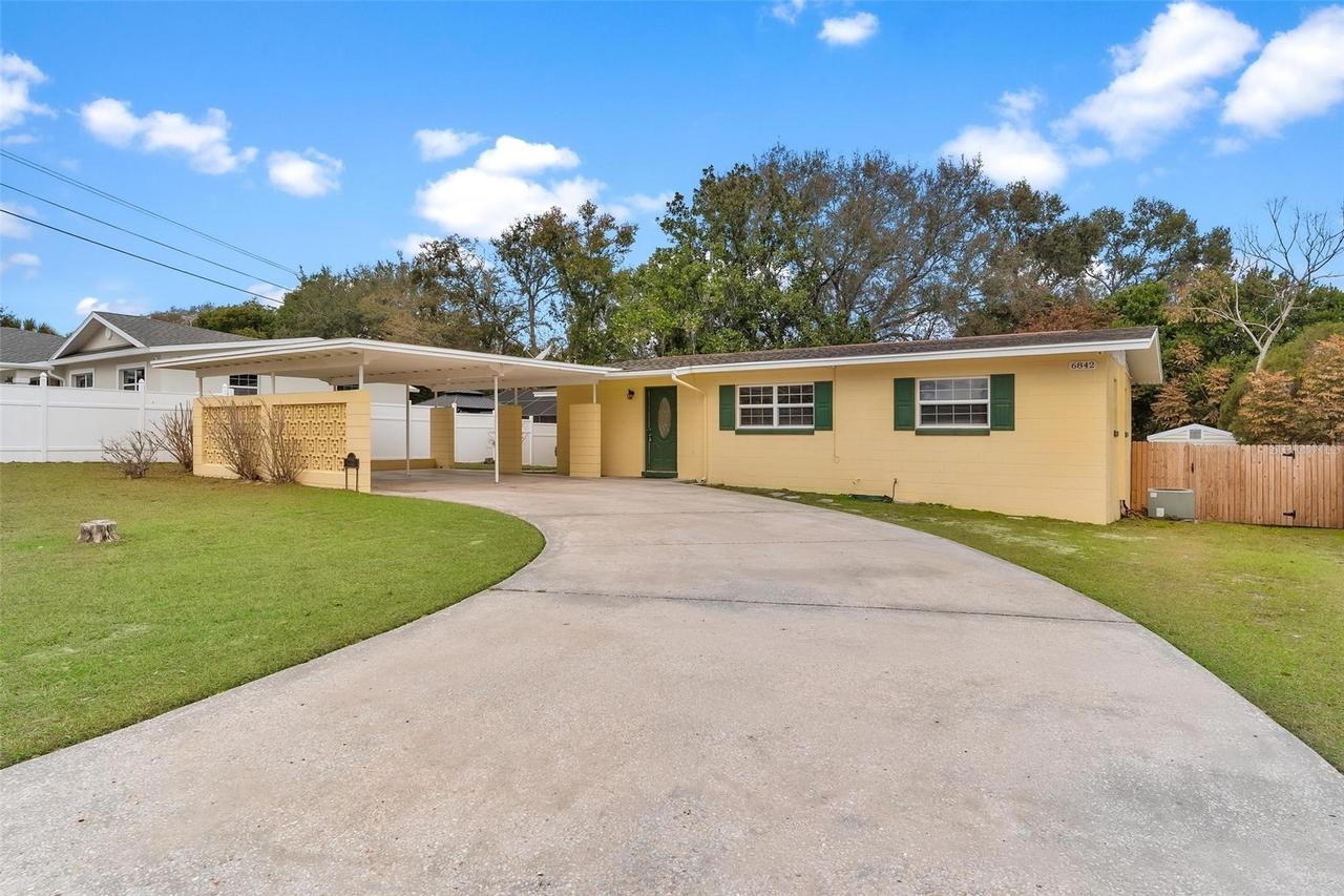 6842 Fern Cir., Leesburg, FL 34748