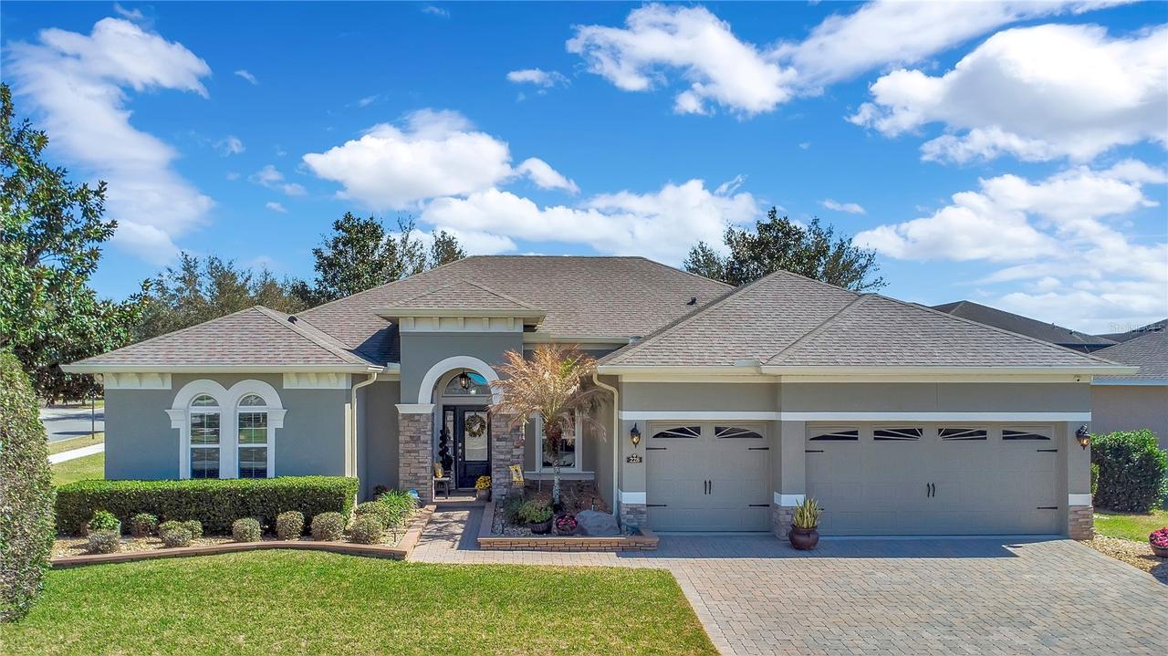 228 Chardonnay Ln., Groveland, FL 34736