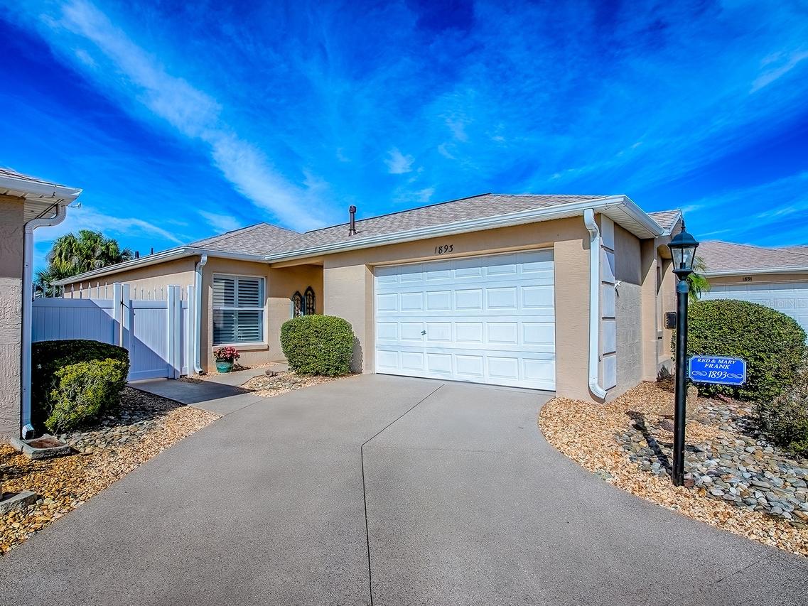 1893 Dalton Dr., The Villages, FL 32162