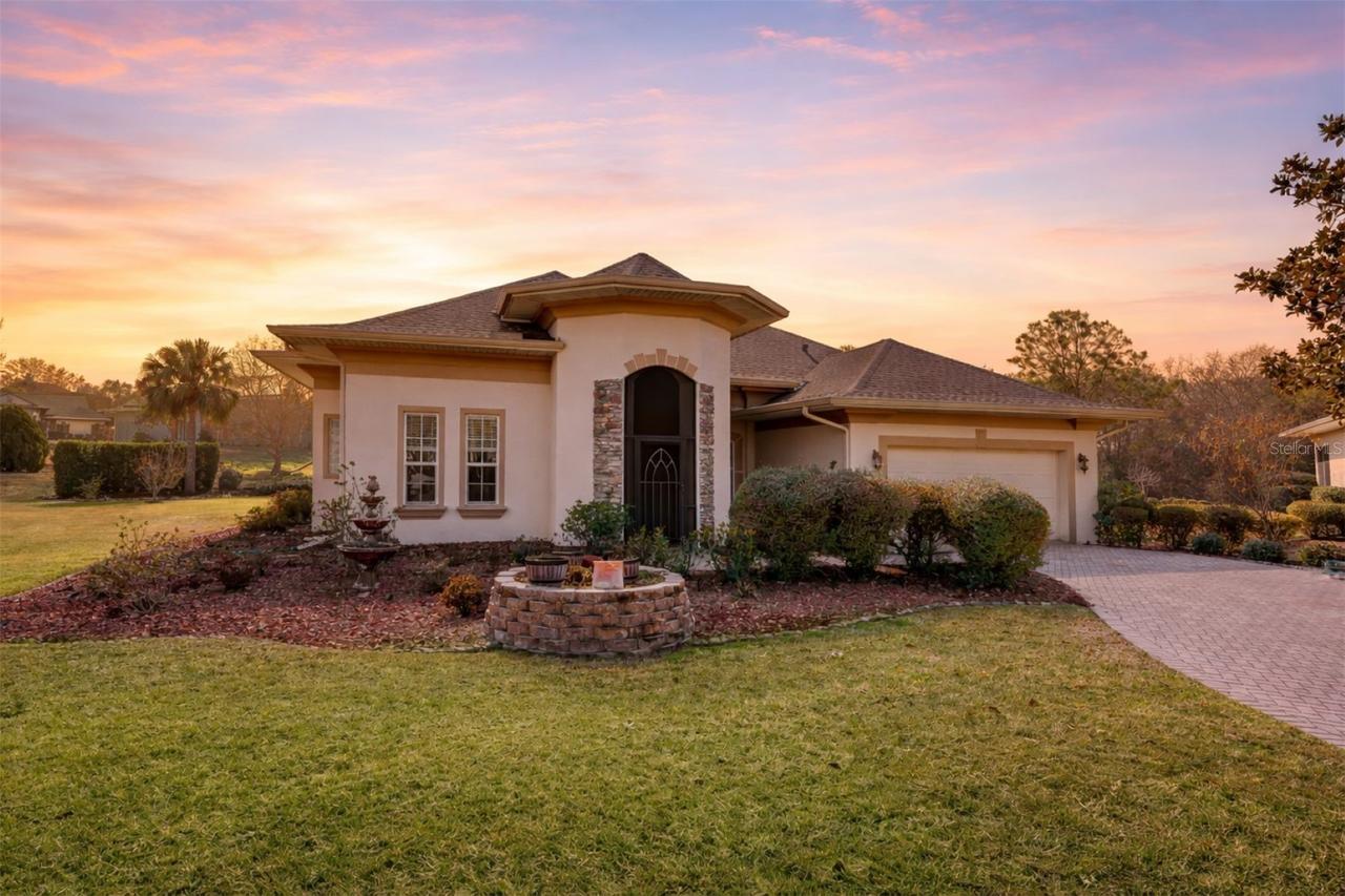 5236 Island Terrace Ct., Lady Lake, FL 32159