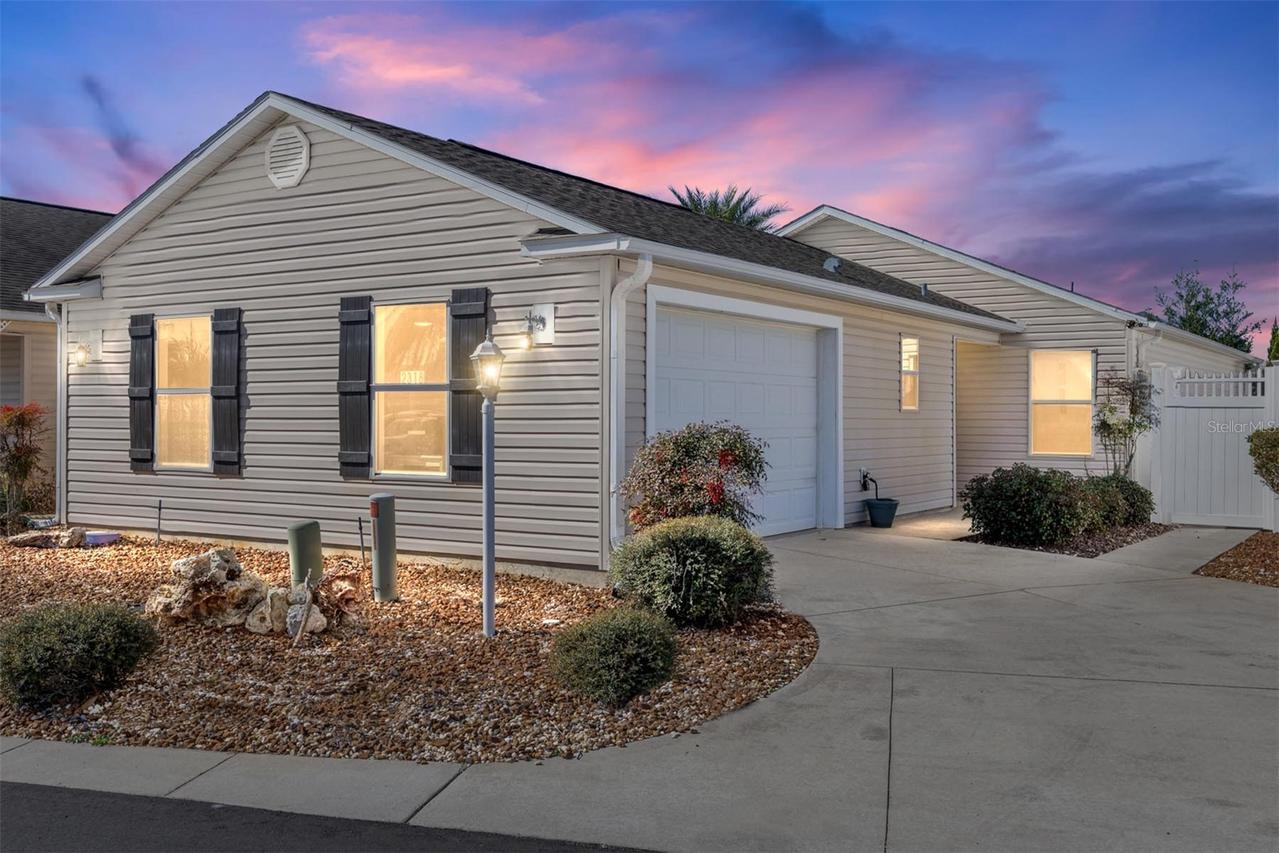 2318 Nehaul Ter., The Villages, FL 32162