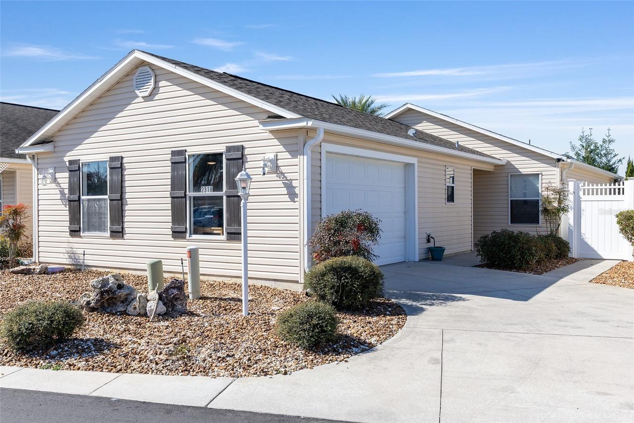 2318 Nehaul Ter., The Villages, FL 32162