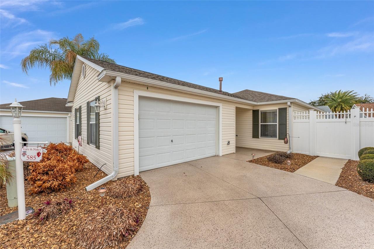 585 Lacy Pl., The Villages, FL 32162