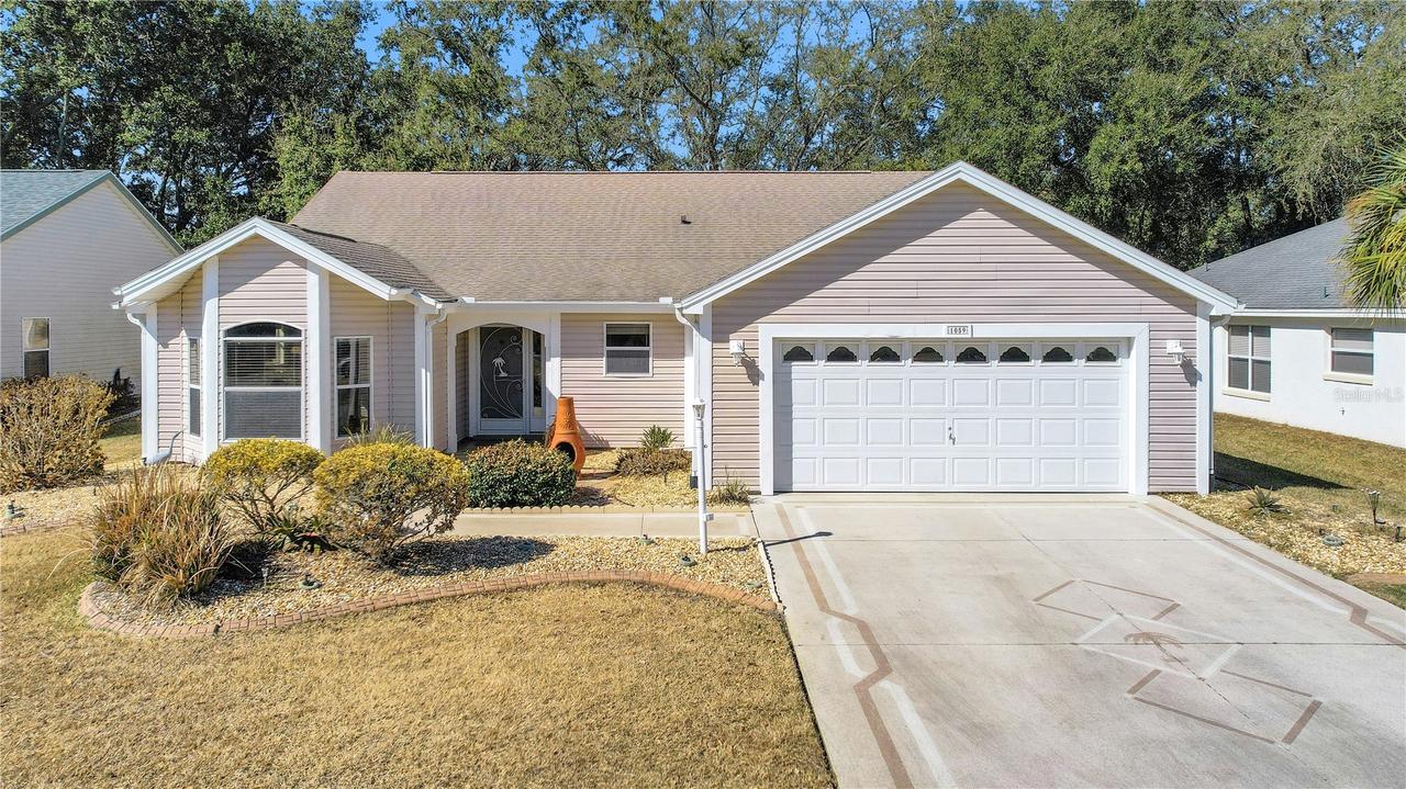 1059 Soledad Way, Lady Lake, FL 32159