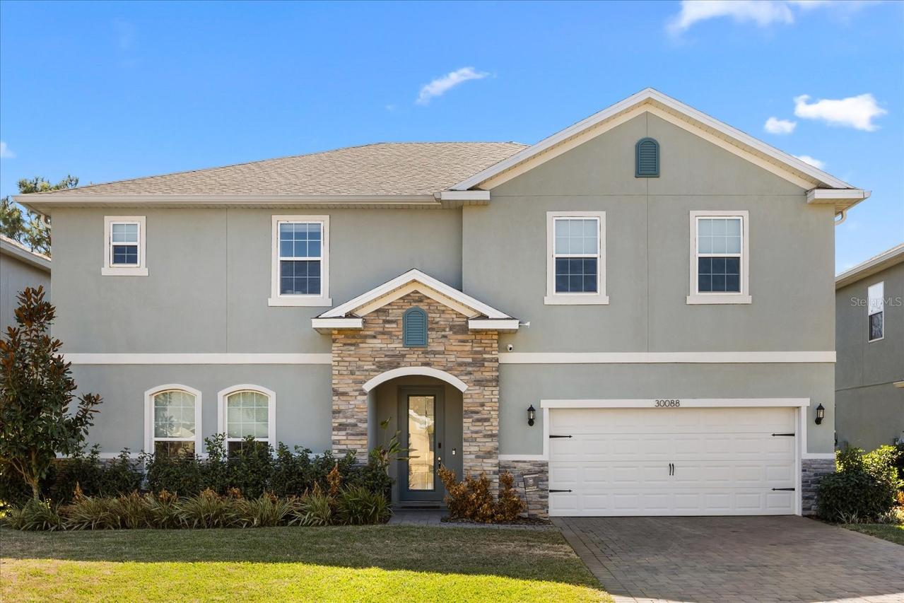 30088 Island Club Run, Tavares, FL 32778