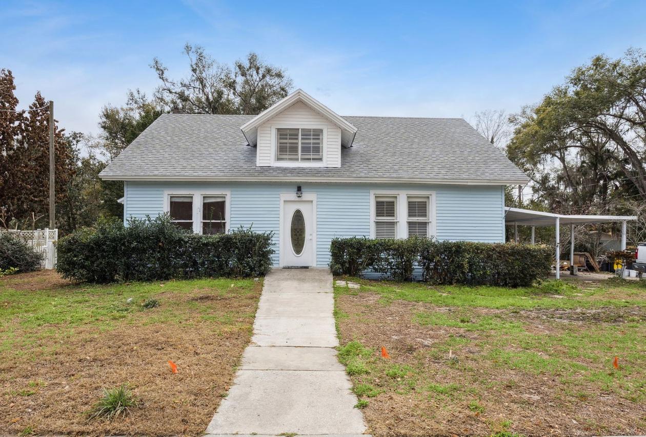 212 Cassady St., Umatilla, FL 32784