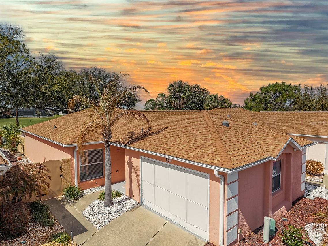 880 Robles Ave., The Villages, FL 32159