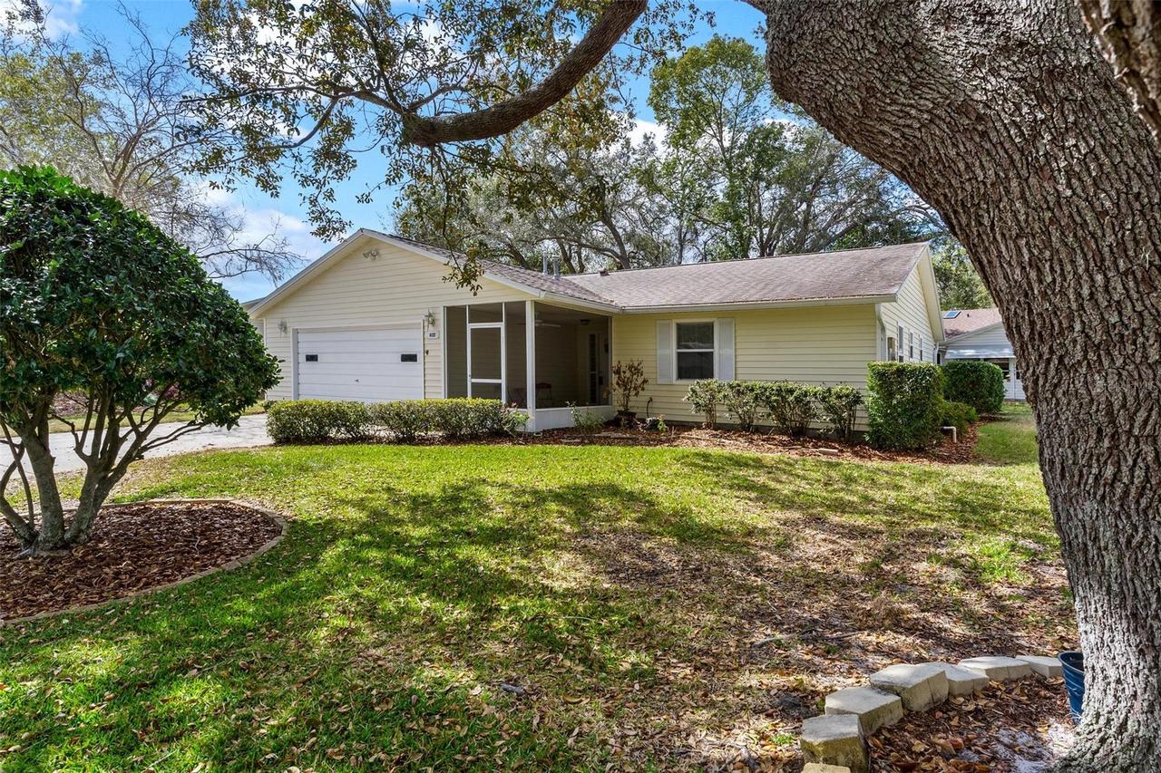 822 Dundee Cir., Leesburg, FL 34788