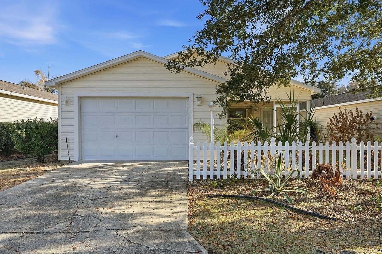1469 Sothell St., The Villages, FL 32162