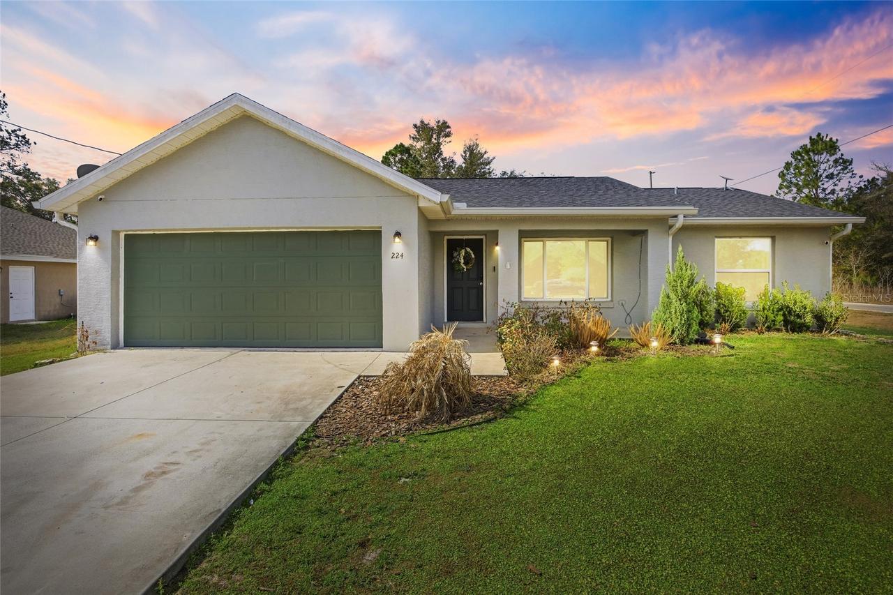 224 Fisher Rd., Ocklawaha, FL 32179