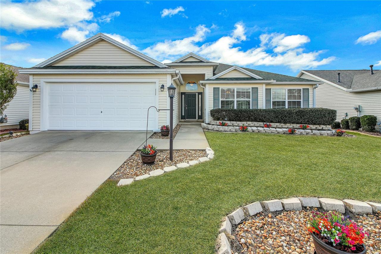 17283 SE 94th Coults Cir., The Villages, FL 32162