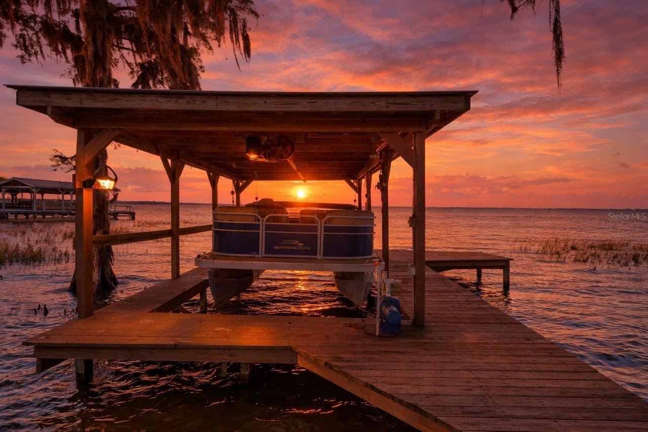 709 Lakeshore Dr., Eustis, FL 32726