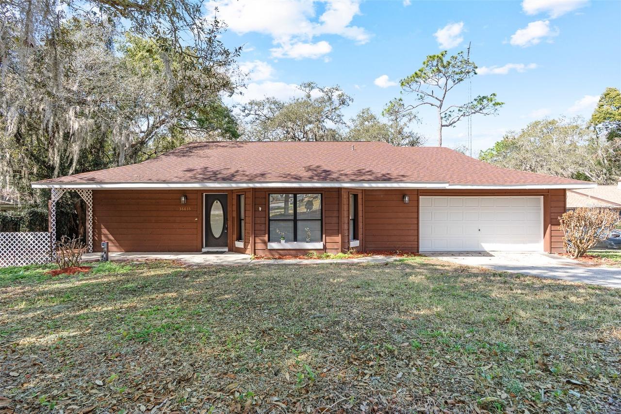 36035 E Spring Lake Blvd., Fruitland Park, FL 34731