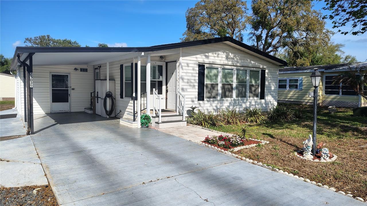 25039 Pine Hill, Leesburg, FL 34748