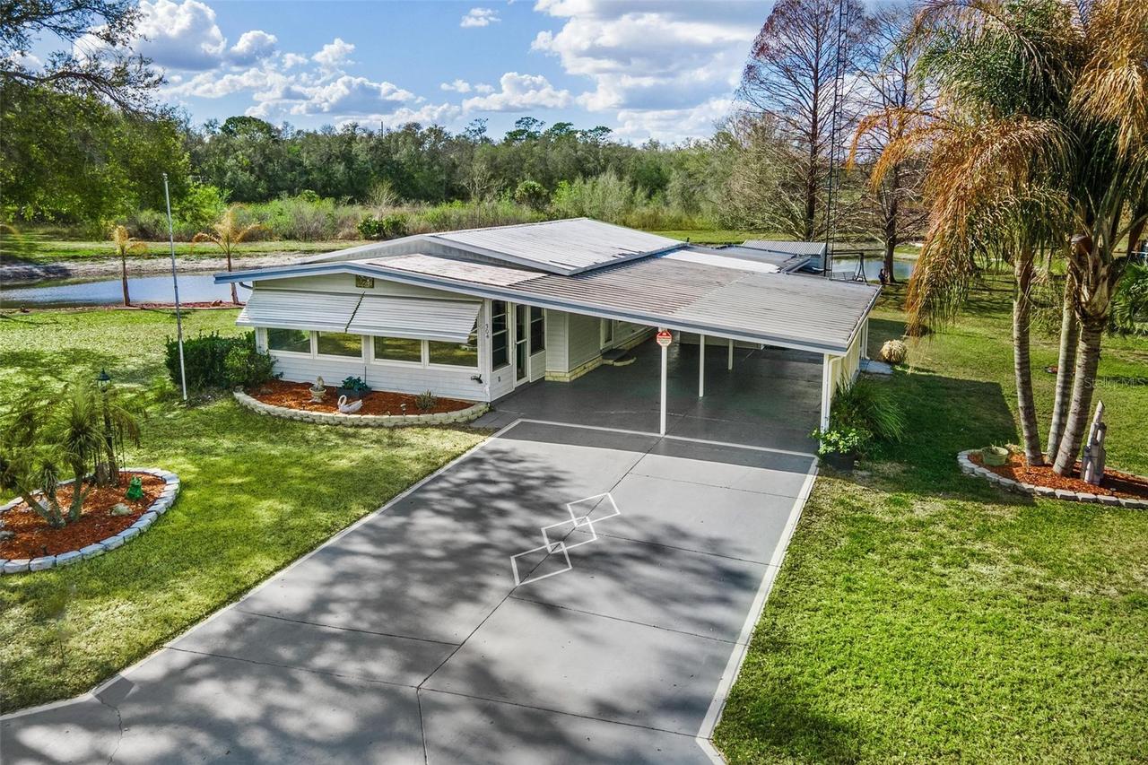 304 Ivanhoe Cir., Lady Lake, FL 32159