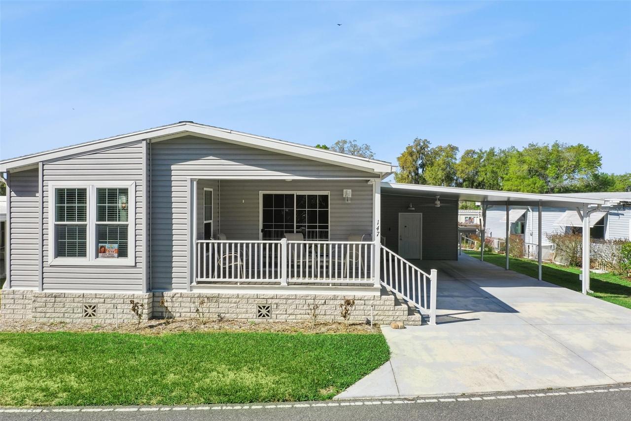 147 Royal Palm Dr., Leesburg, FL 34748