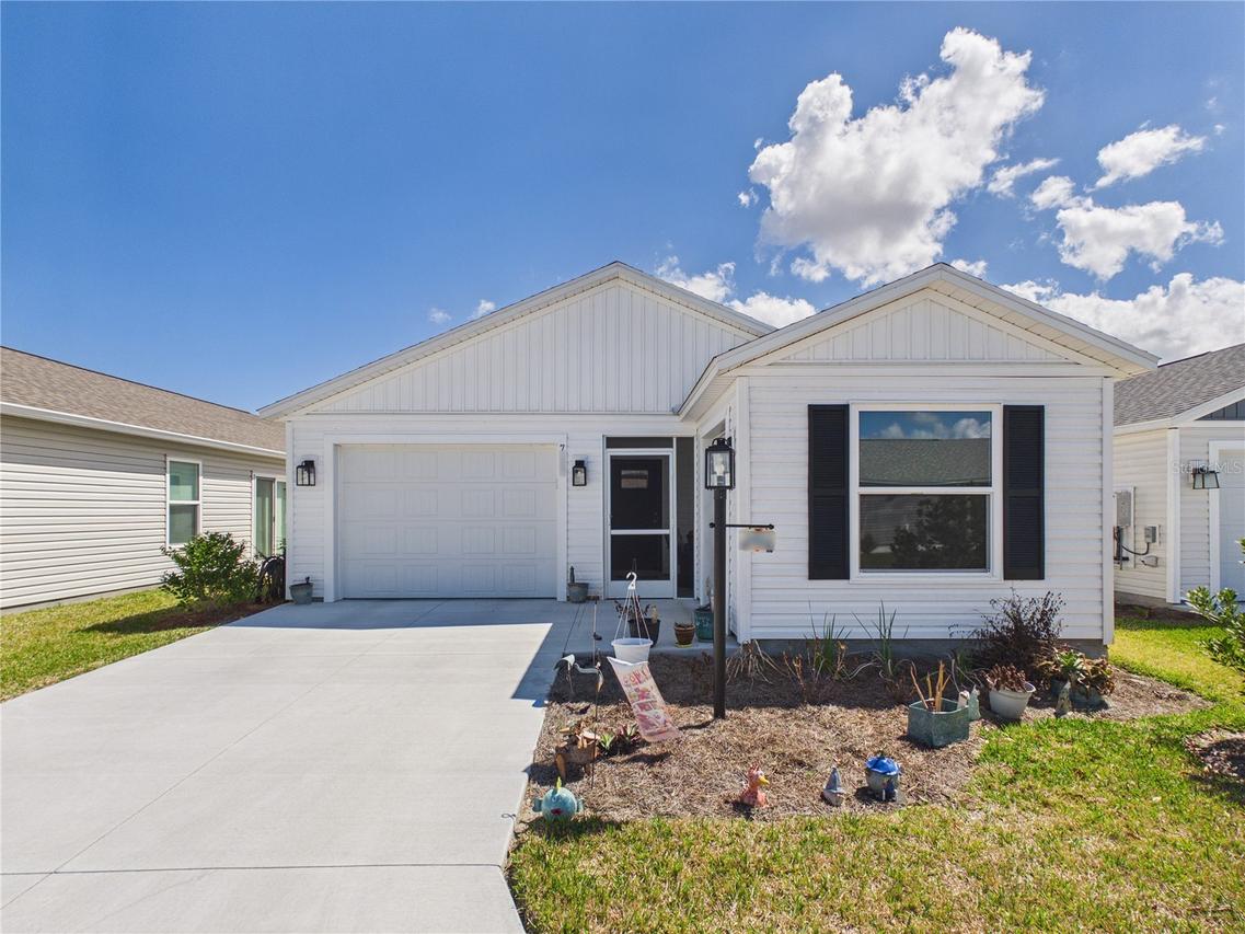 7463 Tietjen Ln., The Villages, FL 34762