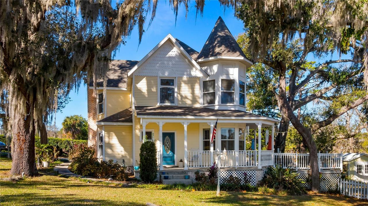 110 W Minnehaha Ave., Clermont, FL 34711