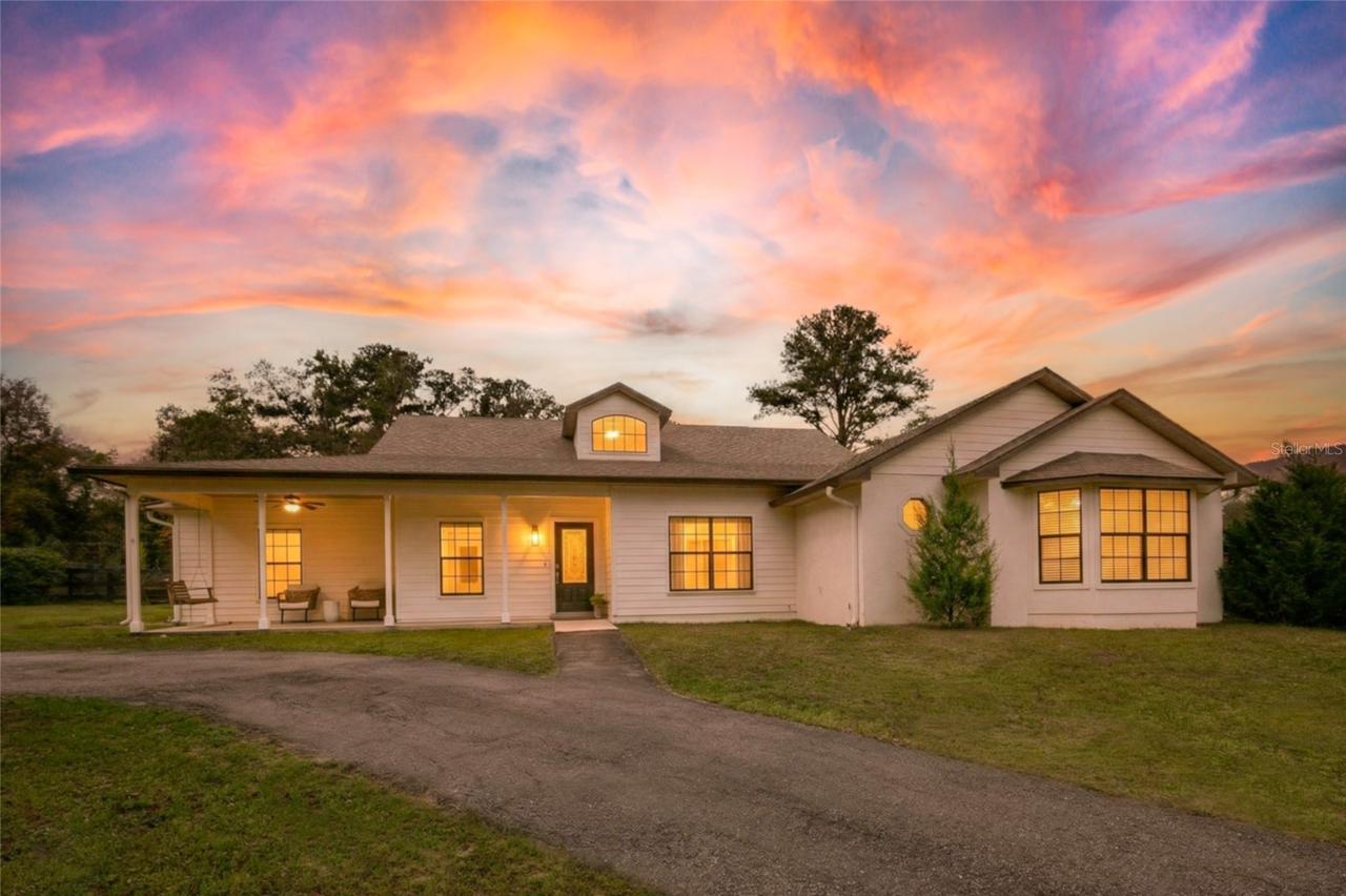 22301 Coronado Somerset Dr., Sorrento, FL 32776