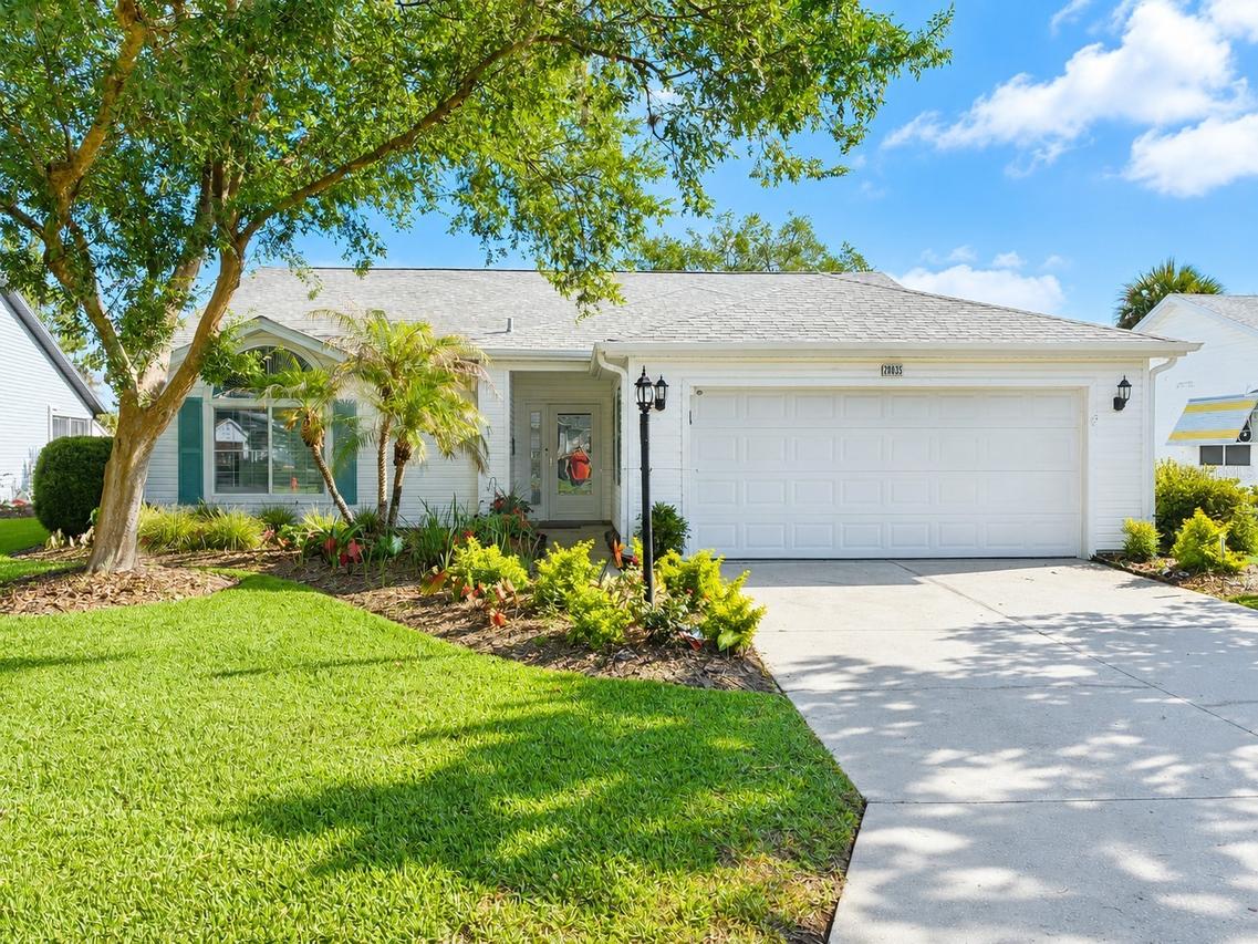 26035 Oakmount Dr., Leesburg, FL 34748