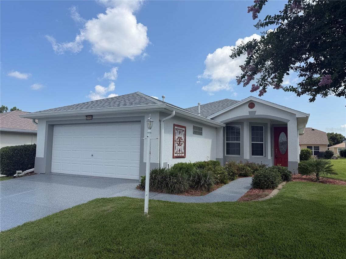 26903 Honeymoon Ave., Leesburg, FL 34748
