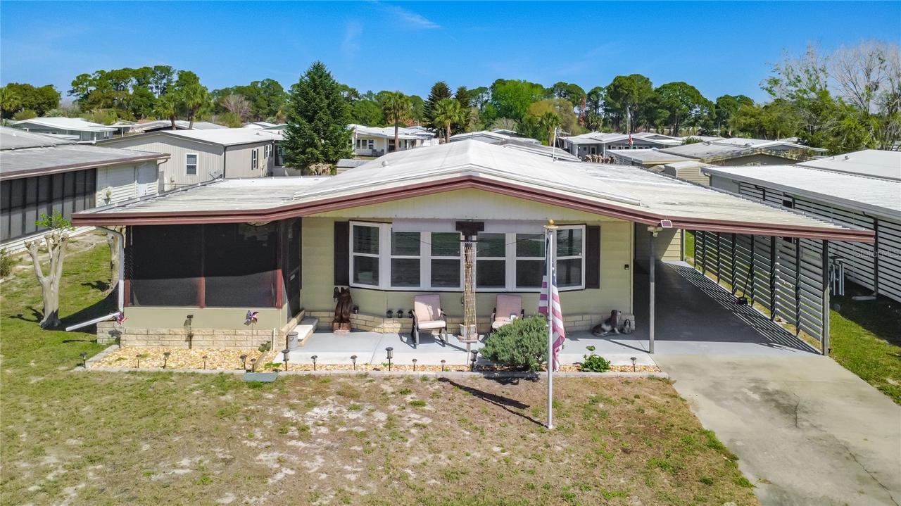 1437 Mohawk Cir., Tavares, FL 32778