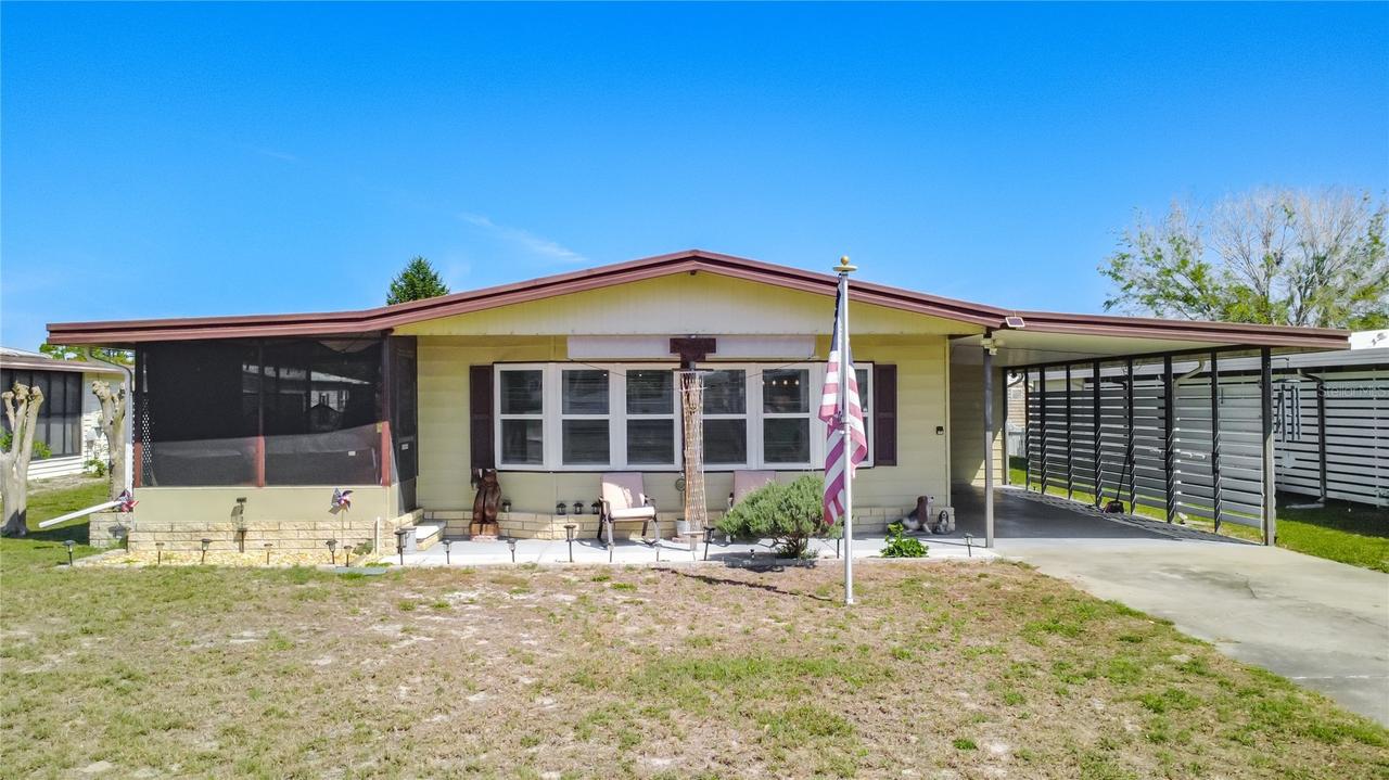 1437 Mohawk Cir., Tavares, FL 32778