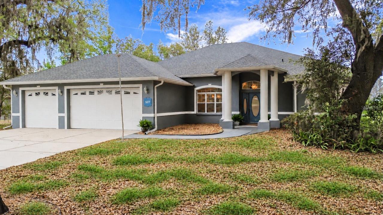507 Dowling Cir., Lady Lake, FL 32159