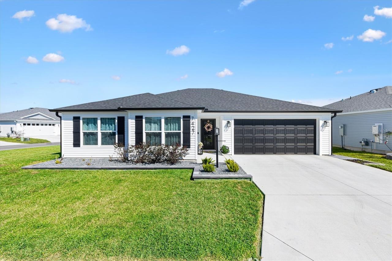 7427 Munday Ln., The Villages, FL 34762