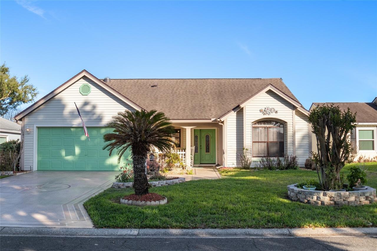 611 Lisbon Ln., The Villages, FL 32159