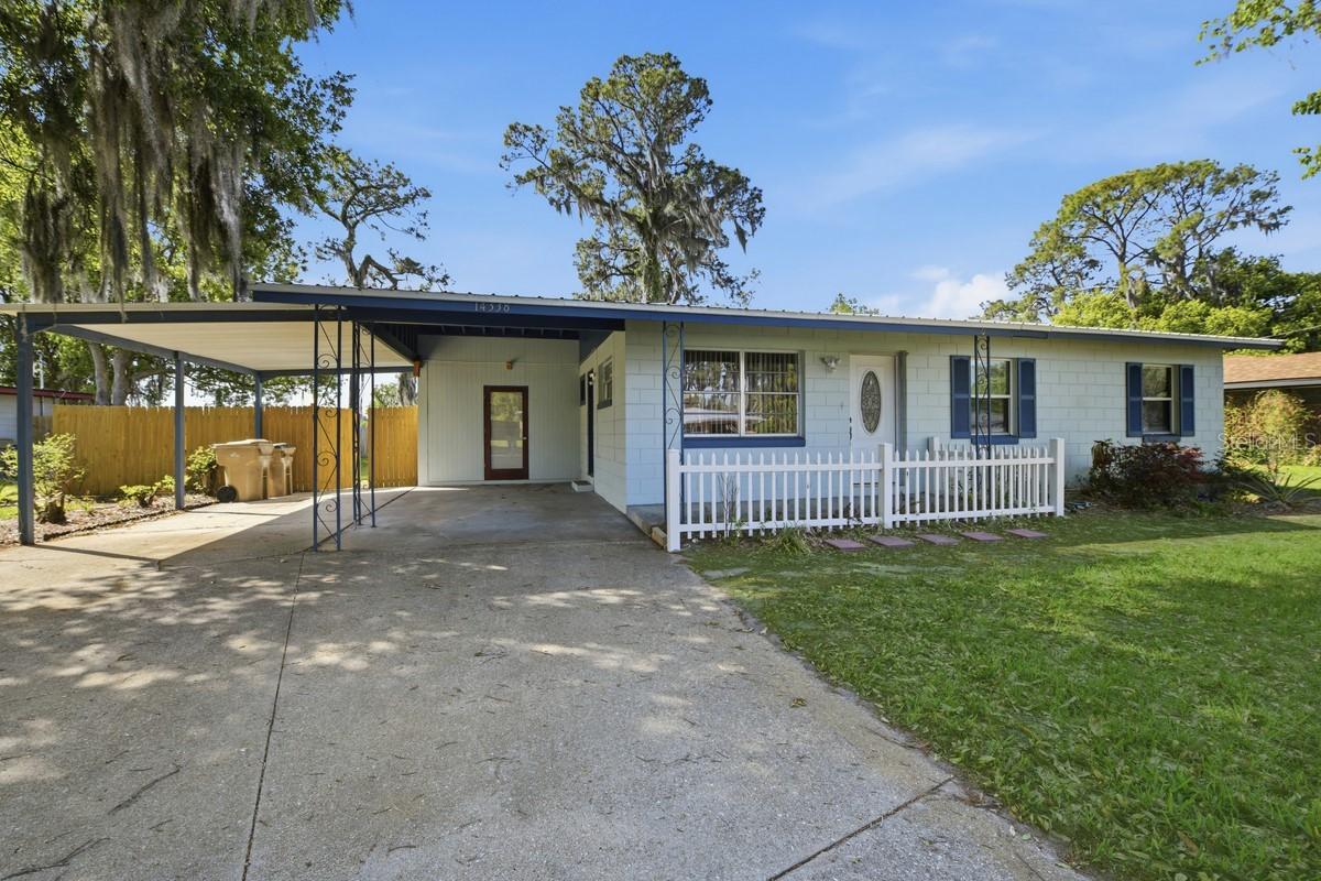 14338 Lake Junietta Dr., Tavares, FL 32778