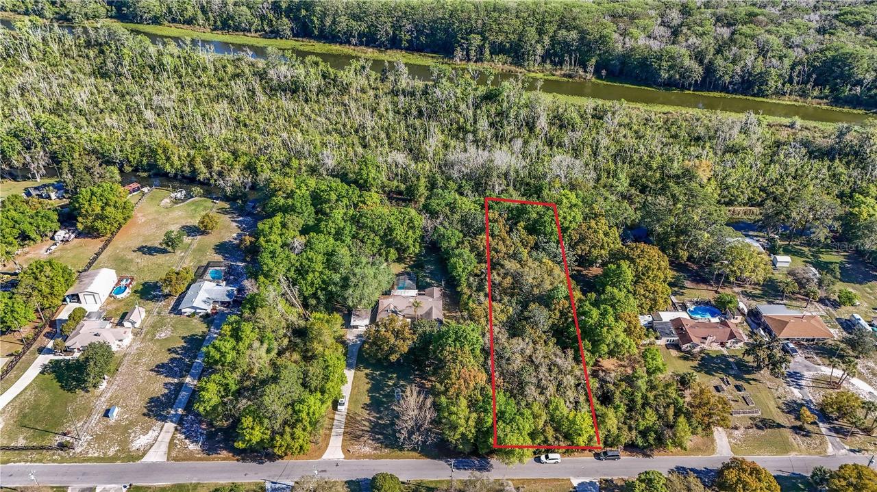 Ocklawaha Dr., Leesburg, FL 34788