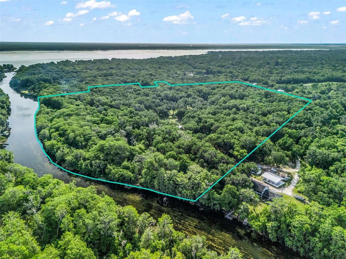 2992 N C 470, Lake Panasoffkee, FL 33538