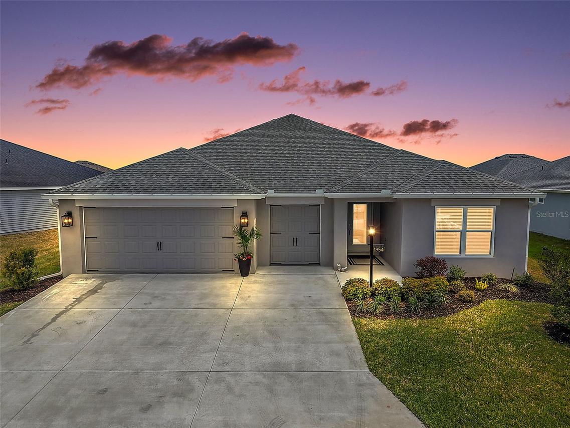 1954 Mcmurtrie Loop, The Villages, FL 34762